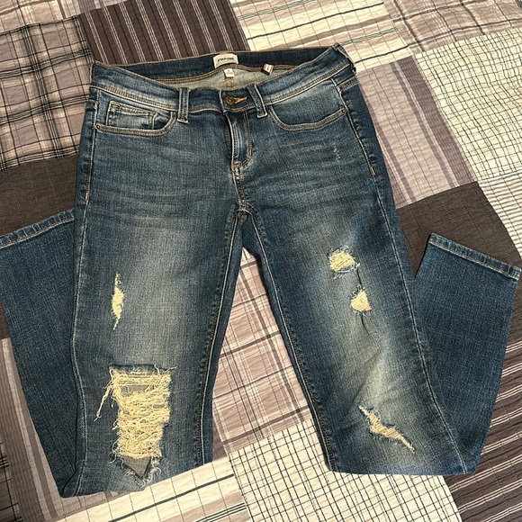 Sneak Peek Sexy Boyfriend Skinny Distress Jeans size 3 - Picture 1 of 4